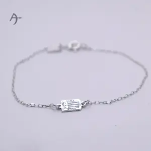 Mamá Escudo pulsera de plata